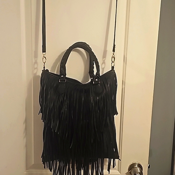 H&M's Designer Large Black Bag w/Fringes (2 Tiers Front/Back), Handles & Strap - Picture 2 of 9